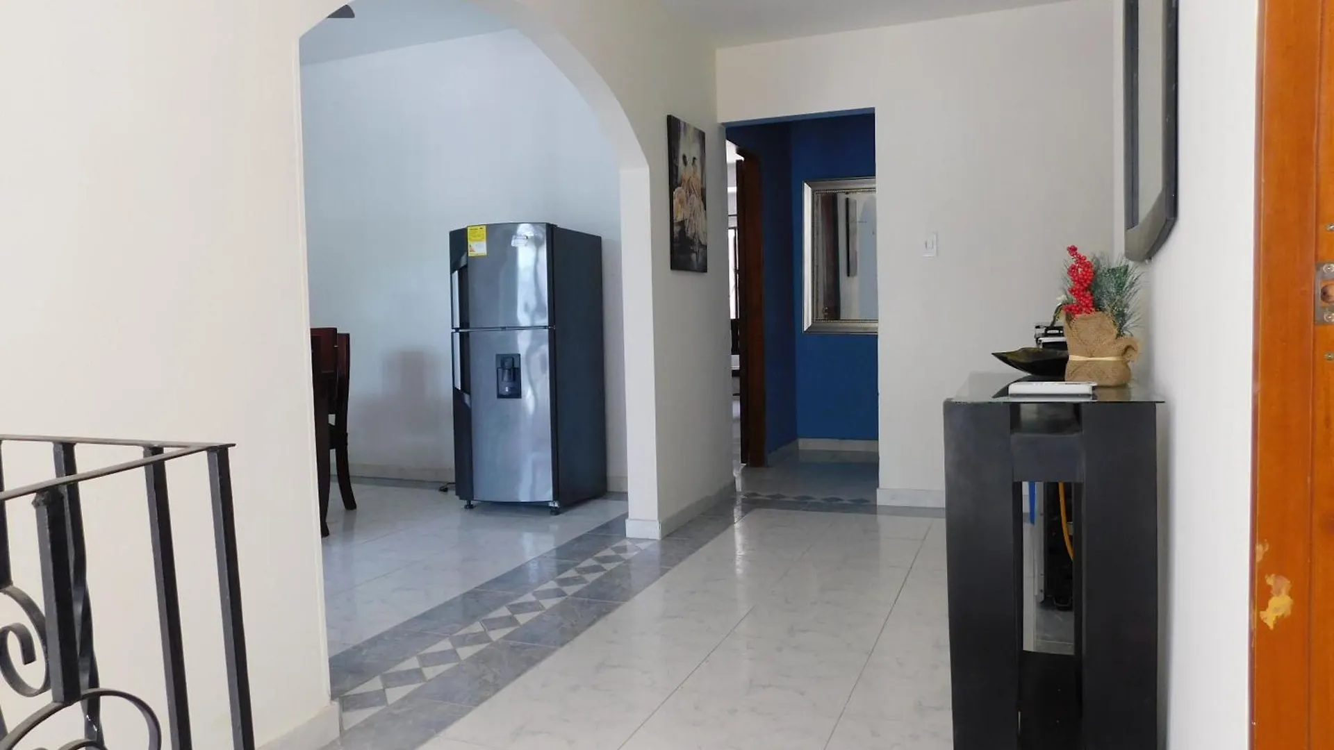 Apto Con Aire Acondicionado Cerca A La Universidad Del Mag Y Terminal Santa Marta Kolumbia
