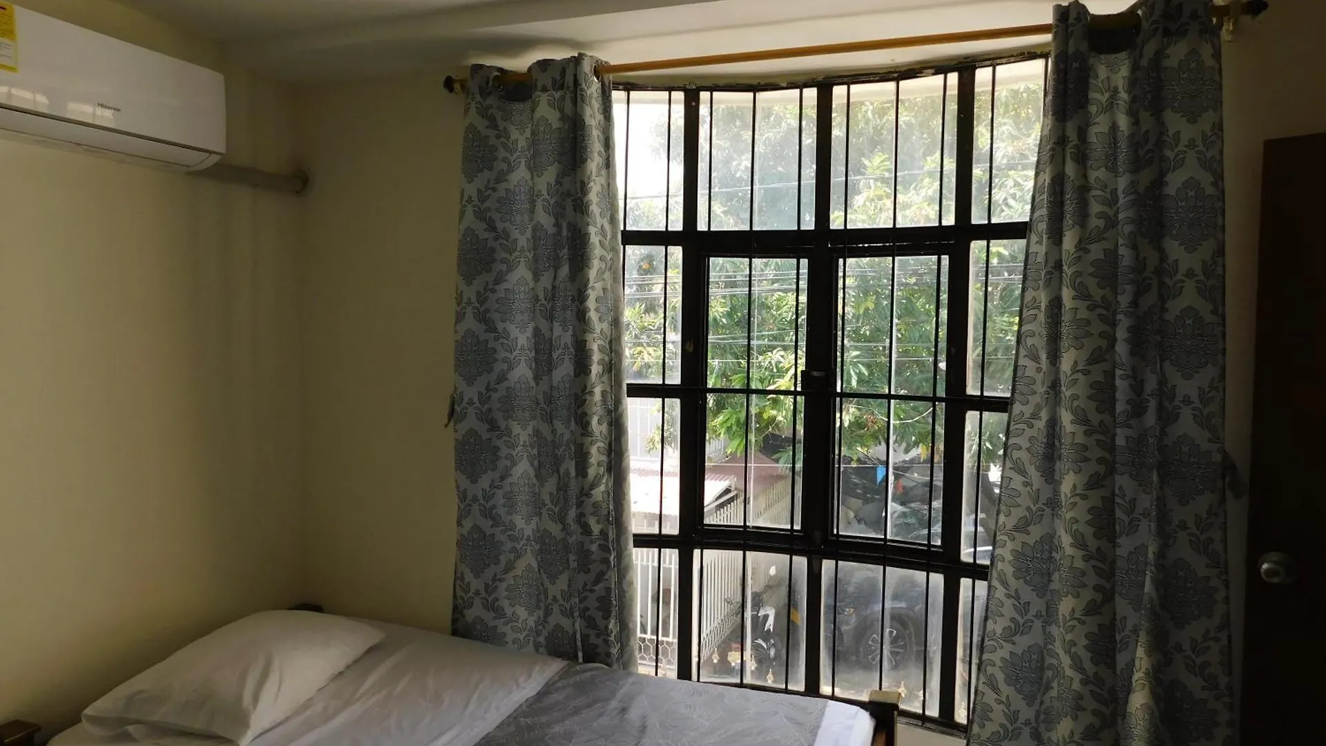 Apartman Apto Con Aire Acondicionado Cerca A La Universidad Del Mag Y Terminal Santa Marta Kolumbia